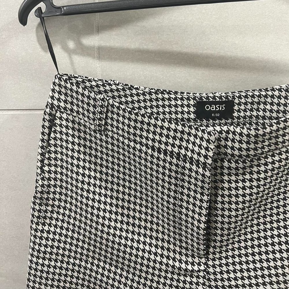 Oasis London Houndstooth skinny trousers
